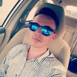 Meet your Posher, Guy